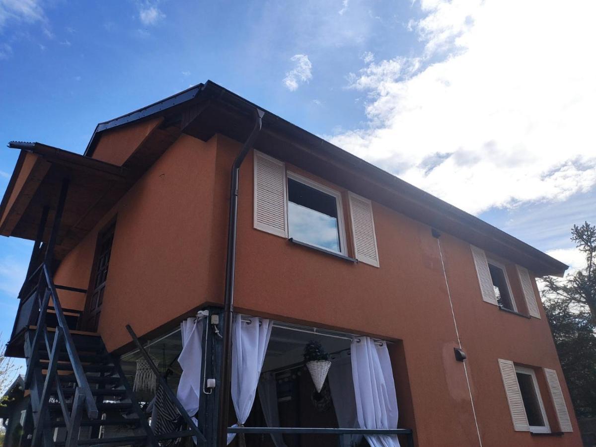 Domek Inosasino Z Basenem I Sauna Exterior foto